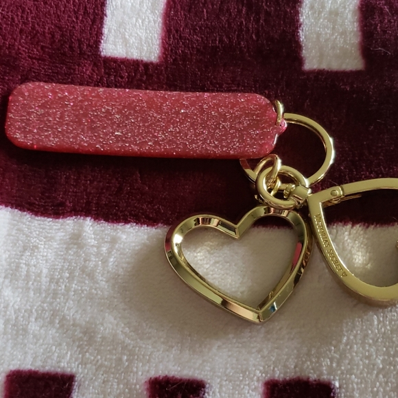 New Victoria's secret keychain - Picture 2 of 2